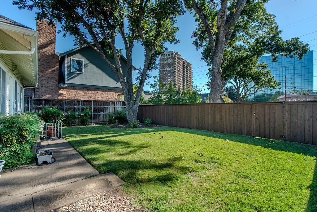 Highland Park 04 Instl - Residential Lease