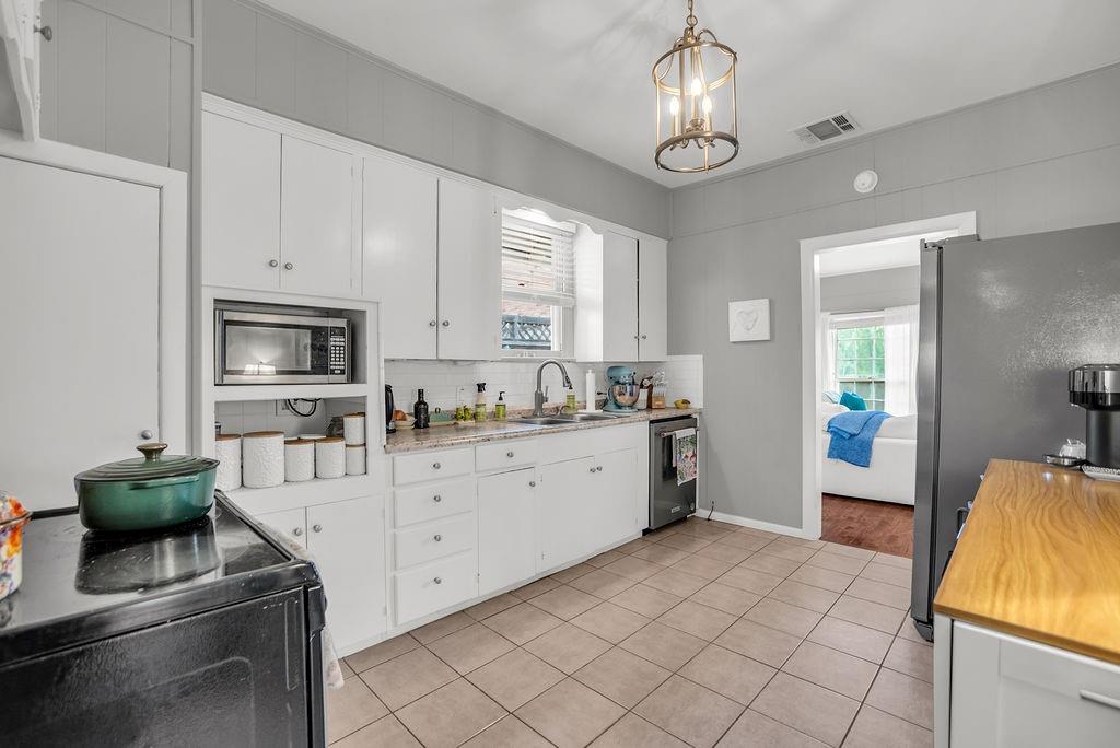 Highland Park 04 Instl - Residential Lease