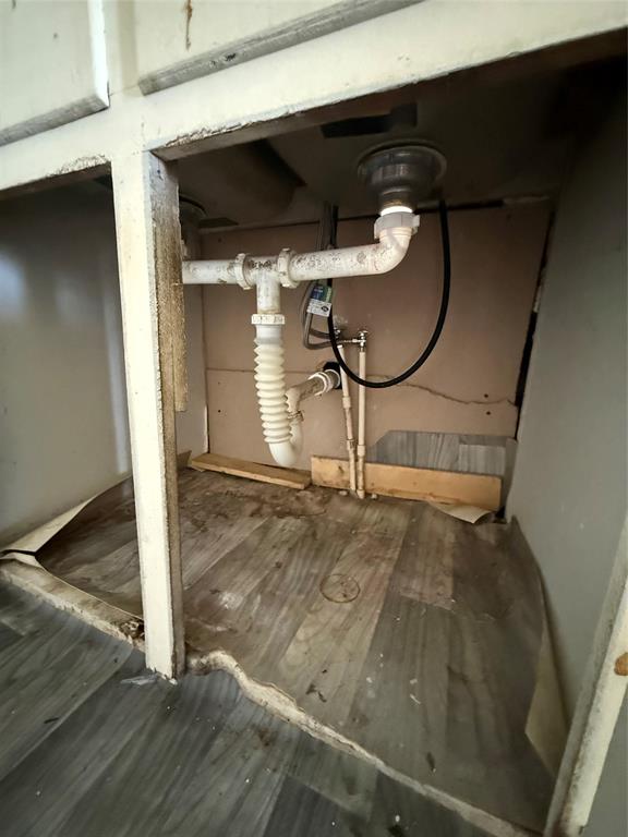 Central Ave - Residential