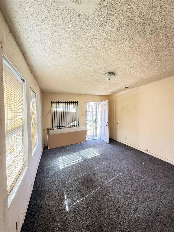 Central Ave - Residential