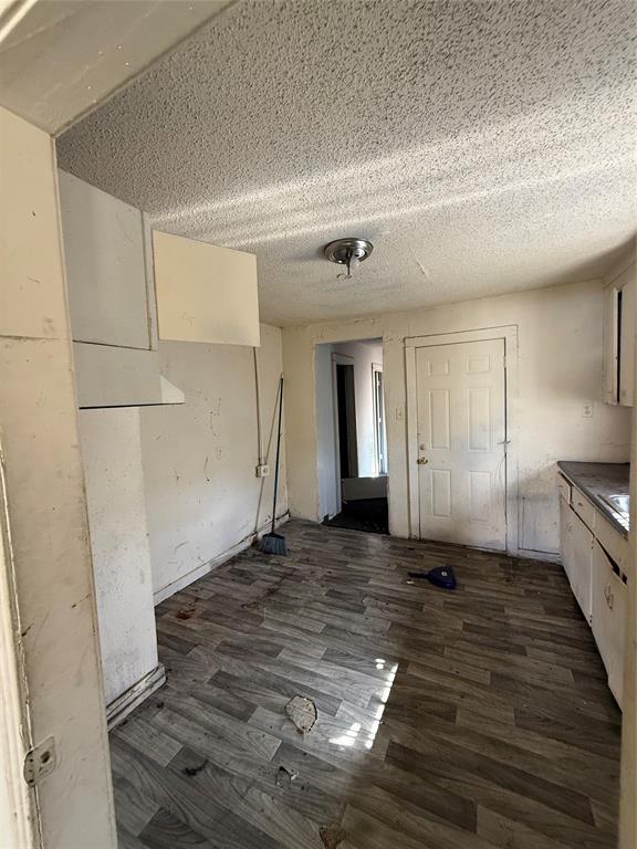 Central Ave - Residential