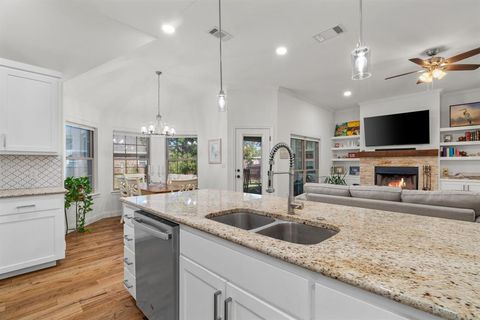 949 Avagail Avenue Springtown TX 76082