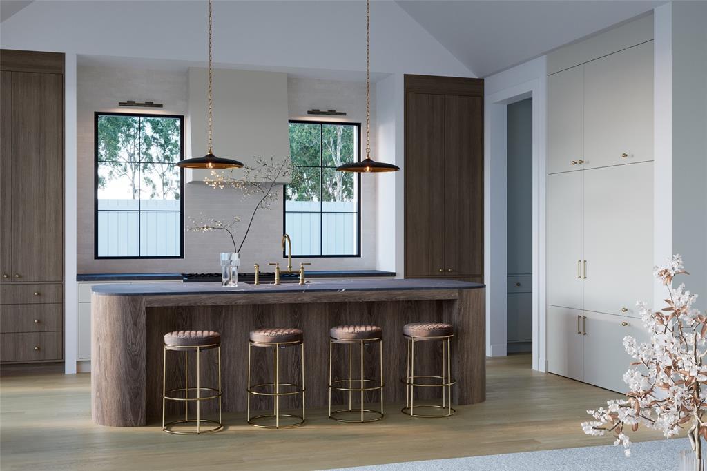 9027 Daytonia Avenue