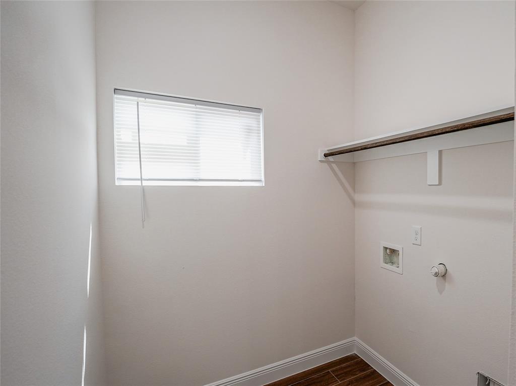 Colonial - Residential