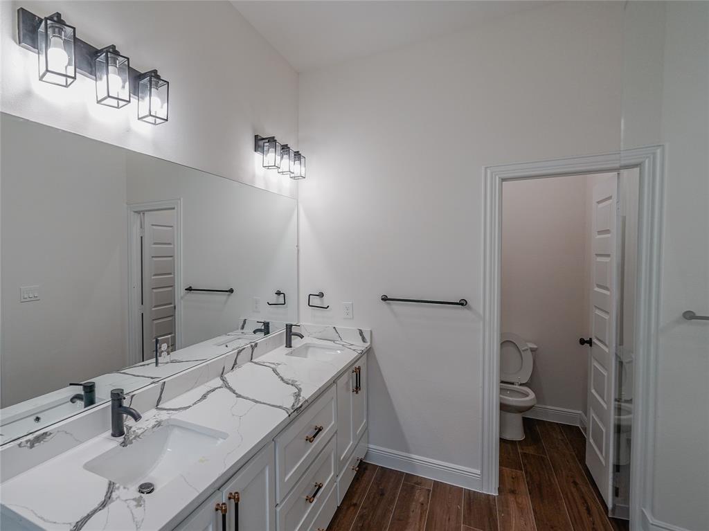 Colonial - Residential