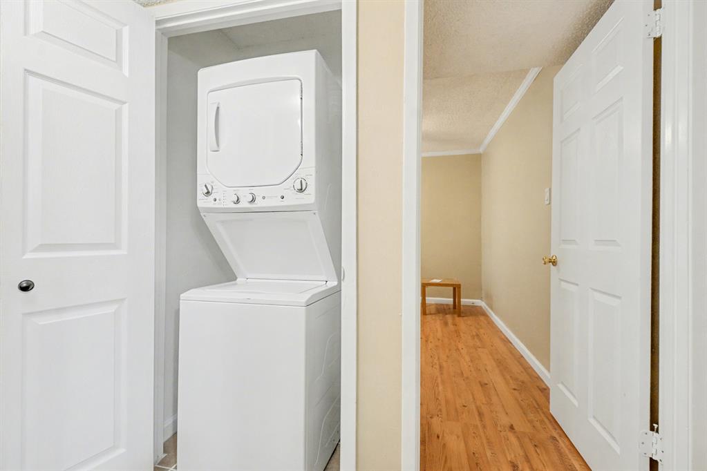 Prestonwood Green Condos - Residential