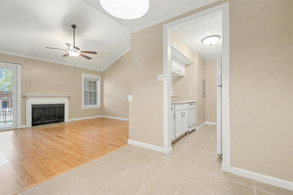 Prestonwood Green Condos - Residential