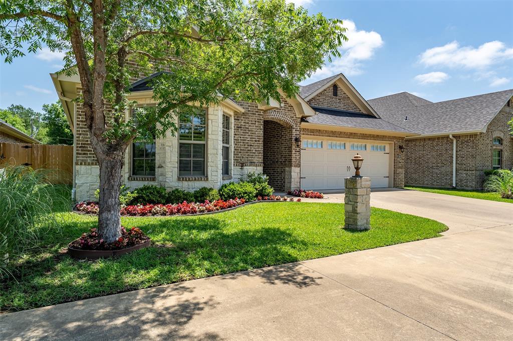 5524 Hollytree