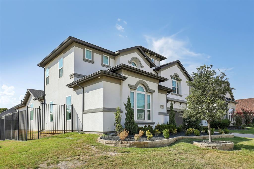 1128 Berkshire Way