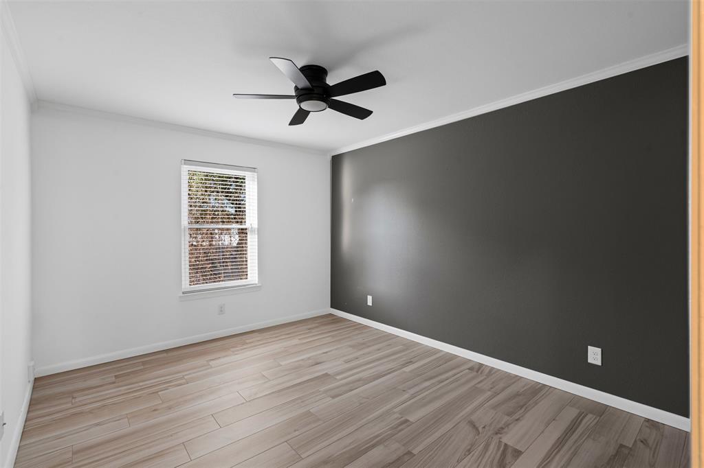 Cedar Creek Twnhms - Residential