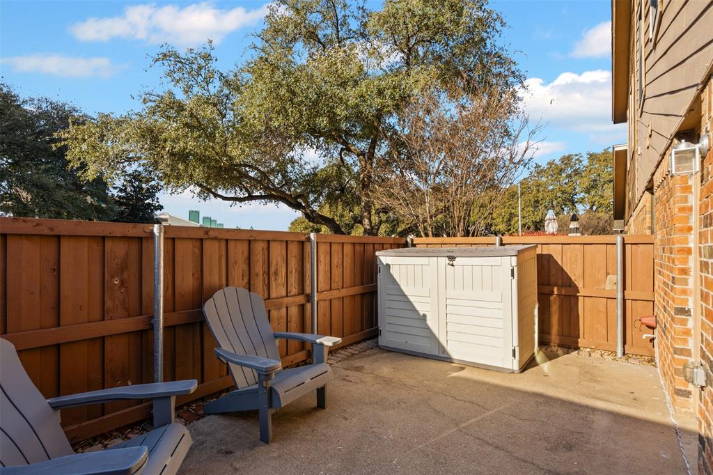 Cedar Creek Twnhms - Residential