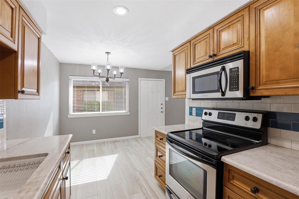 Cedar Creek Twnhms - Residential