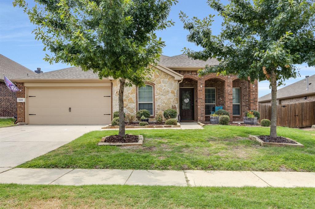 1421 Clayton Lane