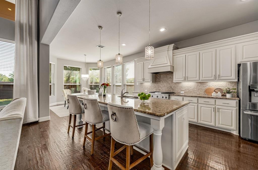 Wellington Manor - Residential