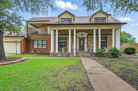 4324 Cummings Drive North Richland Hills TX 76180