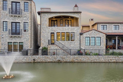 Photo of 24 Comillas Drive, Westlake, TX 76262 (MLS # 21382227)