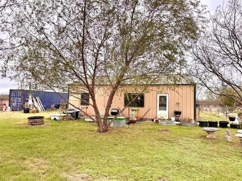 869 State Highway 171 Hubbard TX 76648