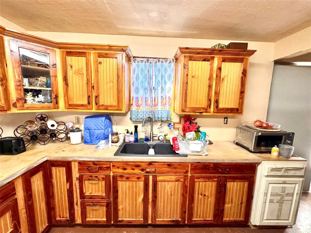 869 State Highway 171