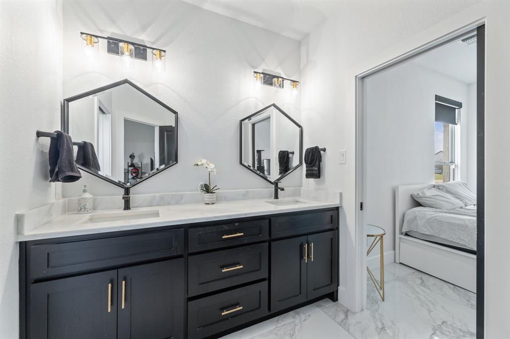 Deer Crossing - Residential