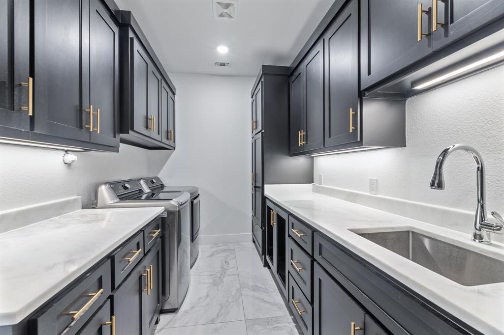 Deer Crossing - Residential