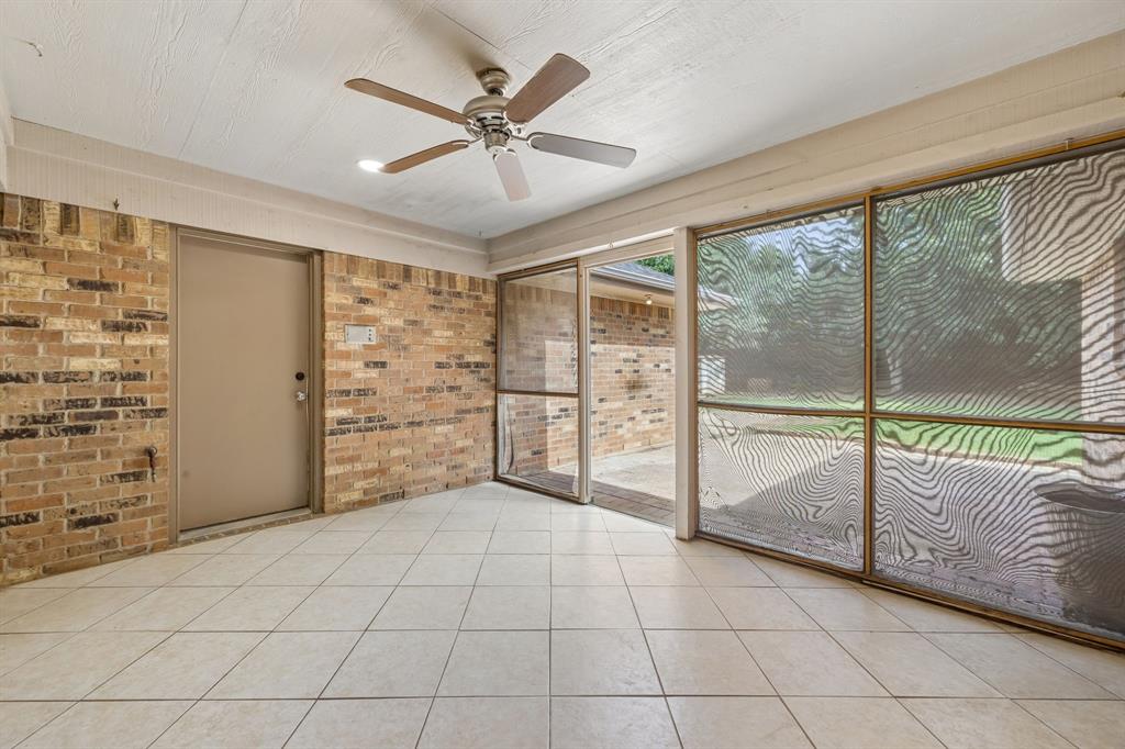 2128 N Aspenwood Drive