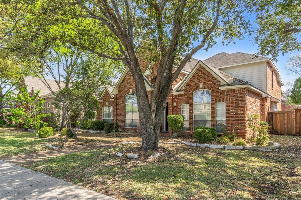 330 Buttonwood Court