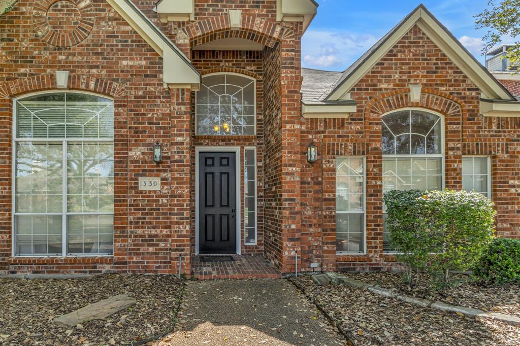 330 Buttonwood Court