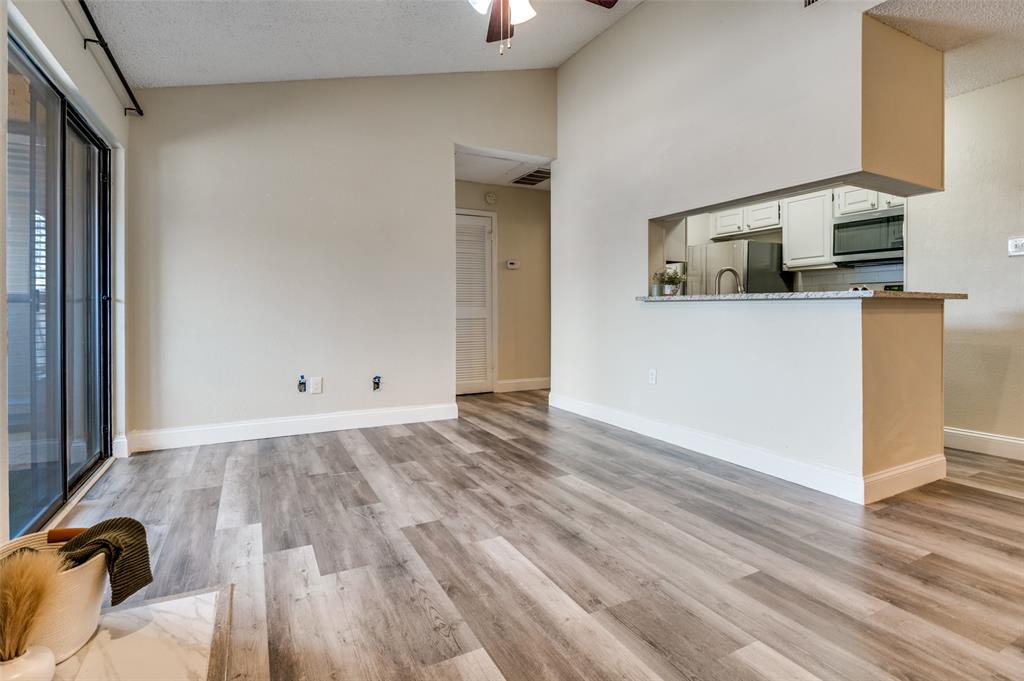 Cloisters Condo The - Residential