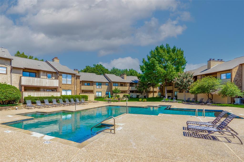 Cloisters Condo The - Residential