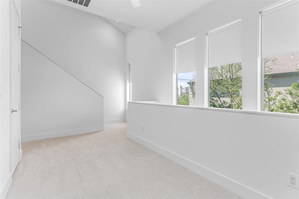 1600 Haskell Condos - Residential Lease