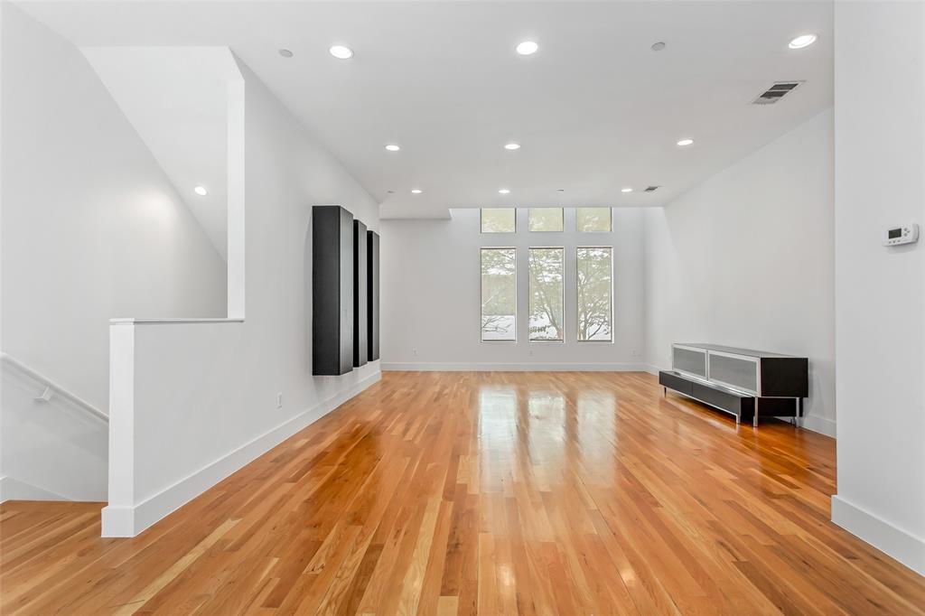 1600 Haskell Condos - Residential Lease