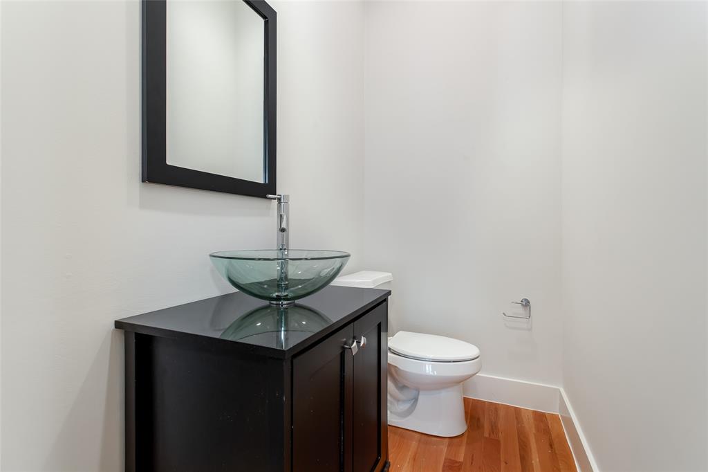 1600 Haskell Condos - Residential Lease