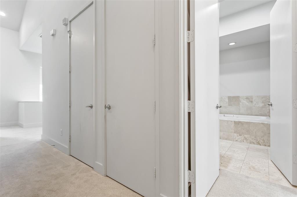 1600 Haskell Condos - Residential Lease