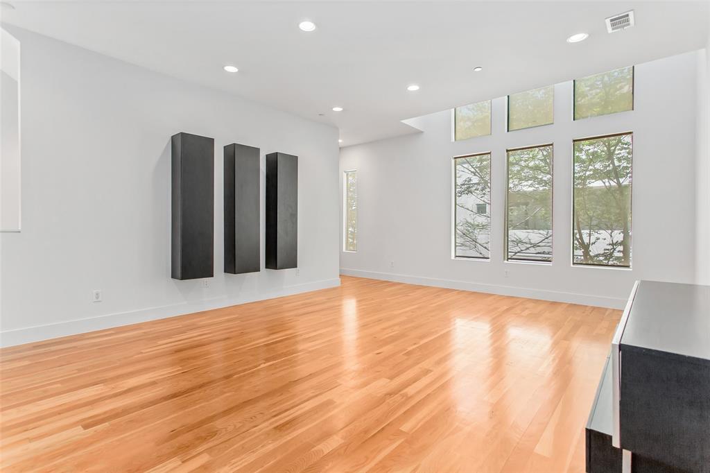 1600 Haskell Condos - Residential Lease