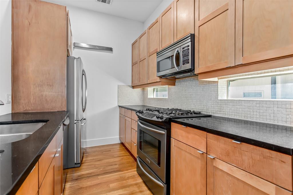 1600 Haskell Condos - Residential Lease