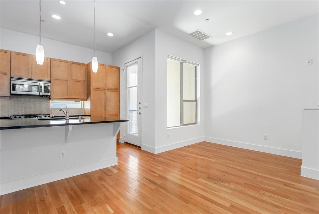 1600 Haskell Condos - Residential Lease