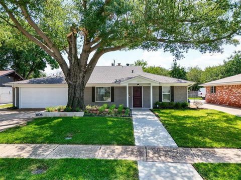 606 Burnwood Drive Irving TX 75062