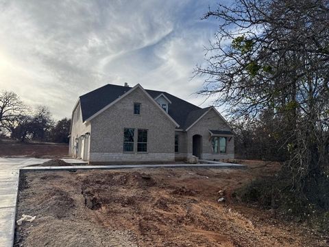 A home in Alvarado