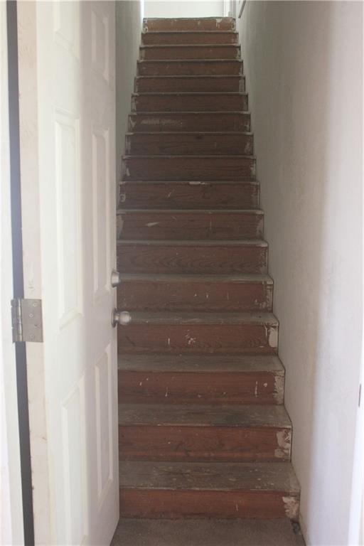 Tomas De La Vega - Residential