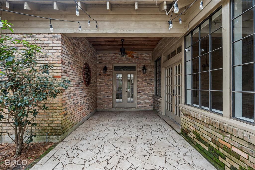 Shreveport, Louisiana 71106, United States, 5 Bedrooms Bedrooms, ,5 BathroomsBathrooms,Residential,Active,219706