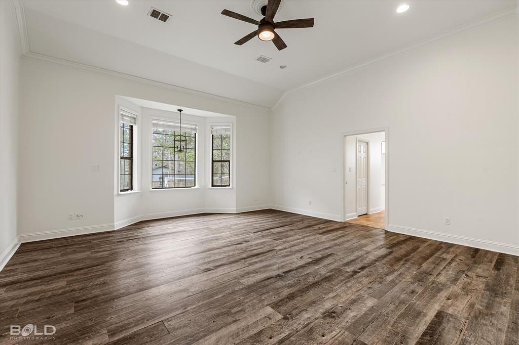 Shreveport, Louisiana 71106, United States, 5 Bedrooms Bedrooms, ,5 BathroomsBathrooms,Residential,Active,219706