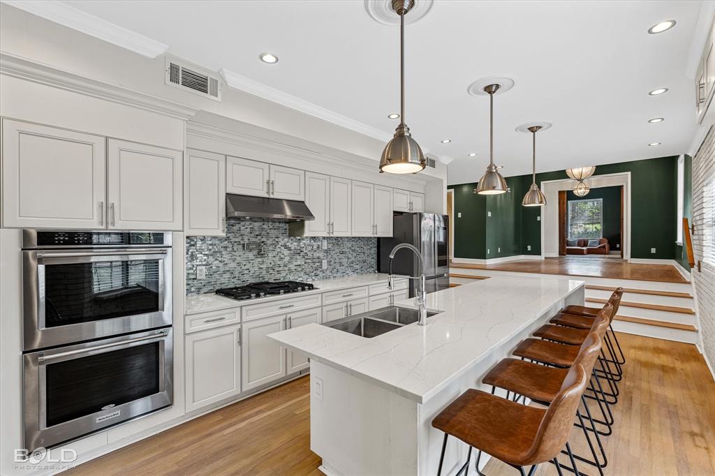 Shreveport, Louisiana 71106, United States, 5 Bedrooms Bedrooms, ,5 BathroomsBathrooms,Residential,Active,219706