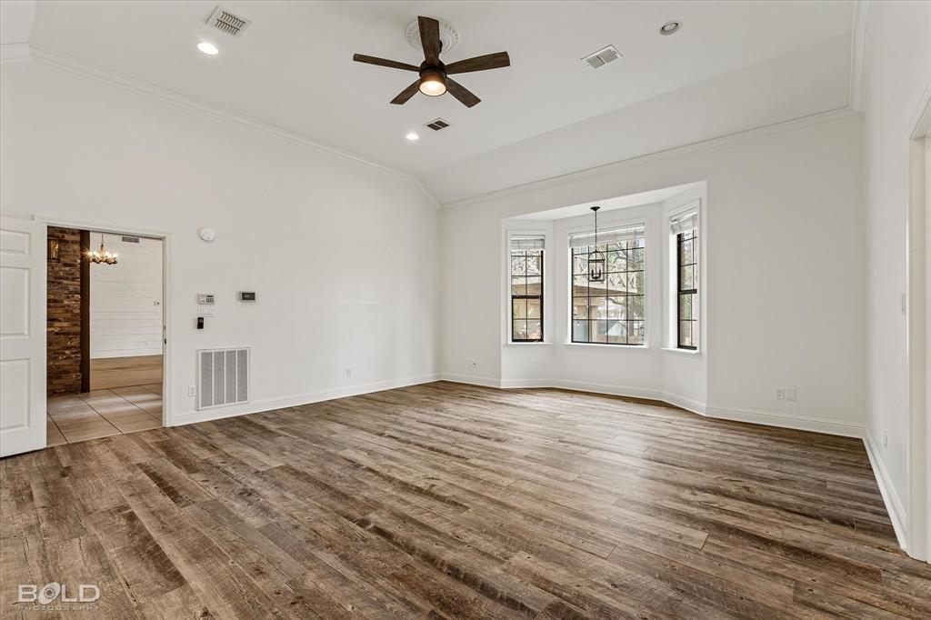 Shreveport, Louisiana 71106, United States, 5 Bedrooms Bedrooms, ,5 BathroomsBathrooms,Residential,Active,219706