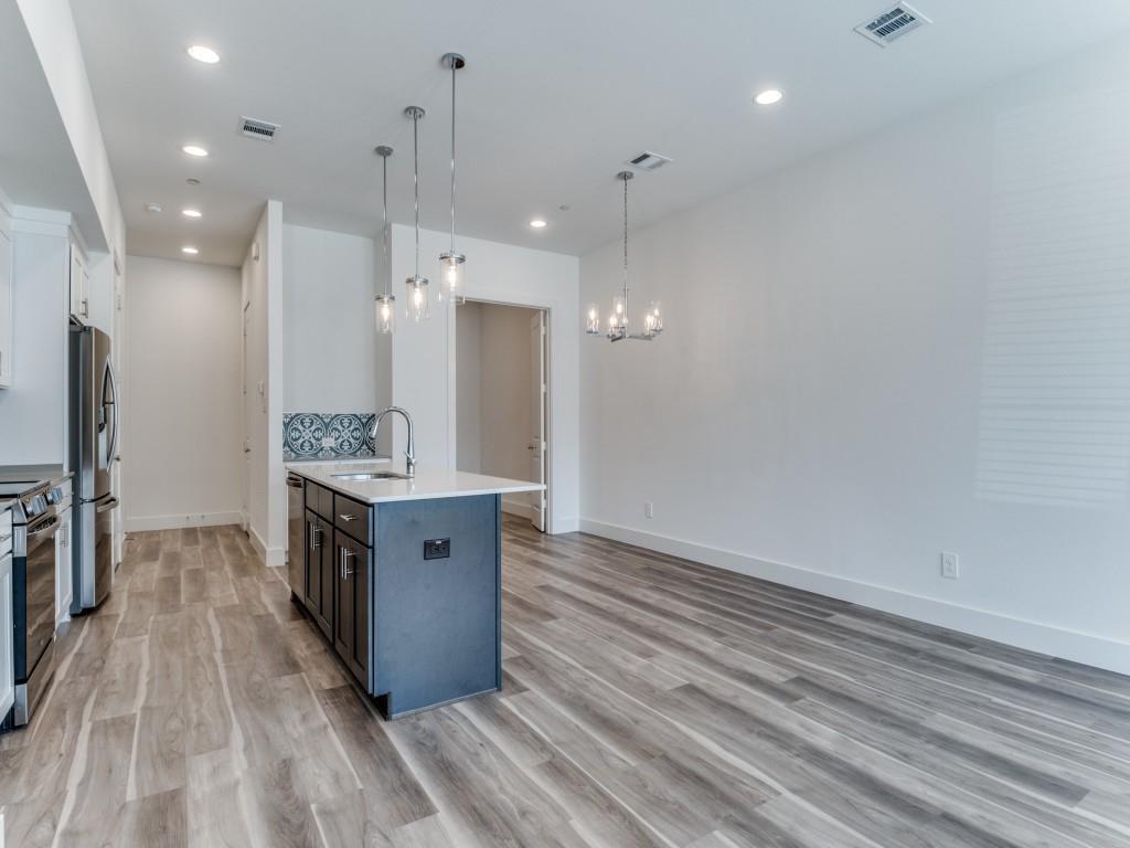 804, 810, 818, 820 Eagles cliffe Landing