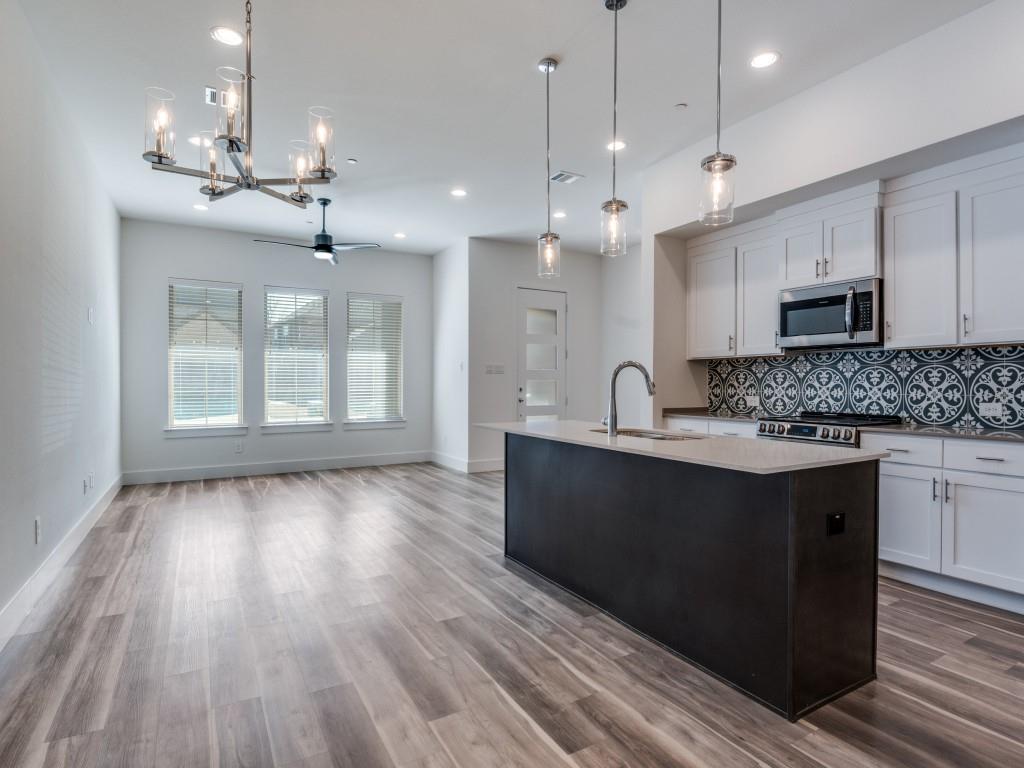 804, 810, 818, 820 Eagles cliffe Landing