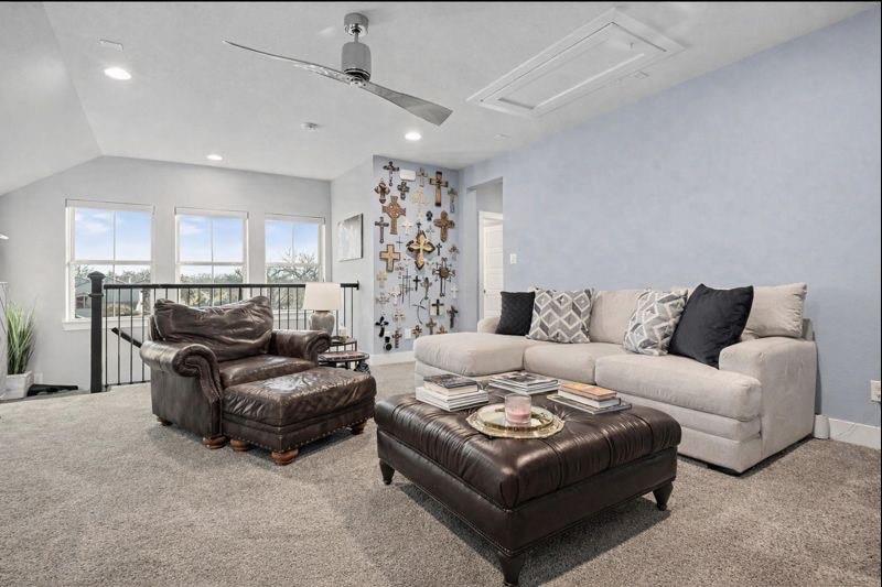 Enclave Lk Hlnds Tc - Residential