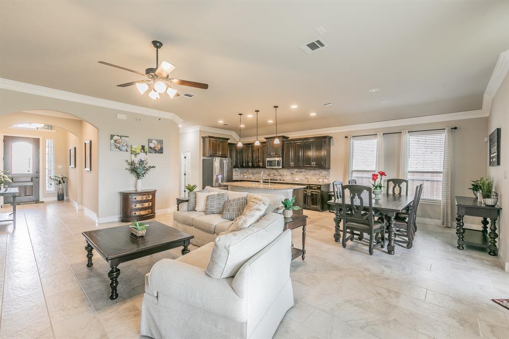 3512 Weyburn Drive