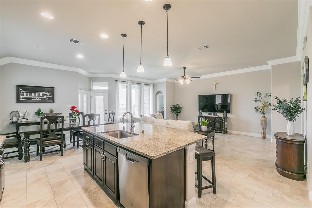 3512 Weyburn Drive