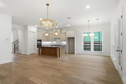 Tiny photo for 409 Kestrel Court, Aledo, TX 76008 (MLS # 21201090)