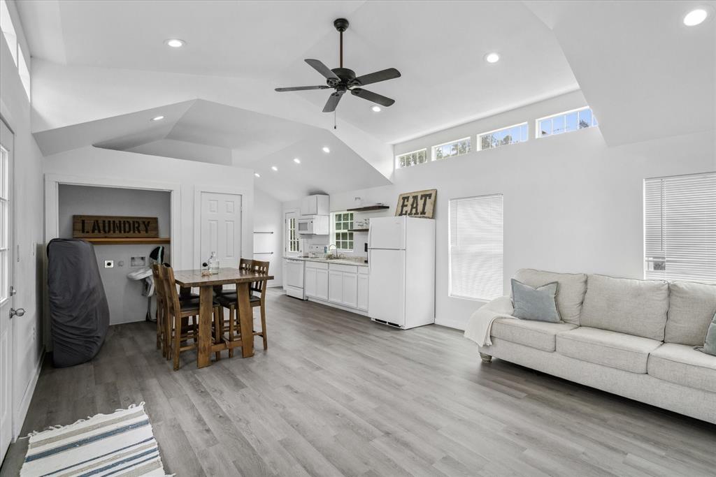 J BURLESON & S BIVENS - Commercial Sale